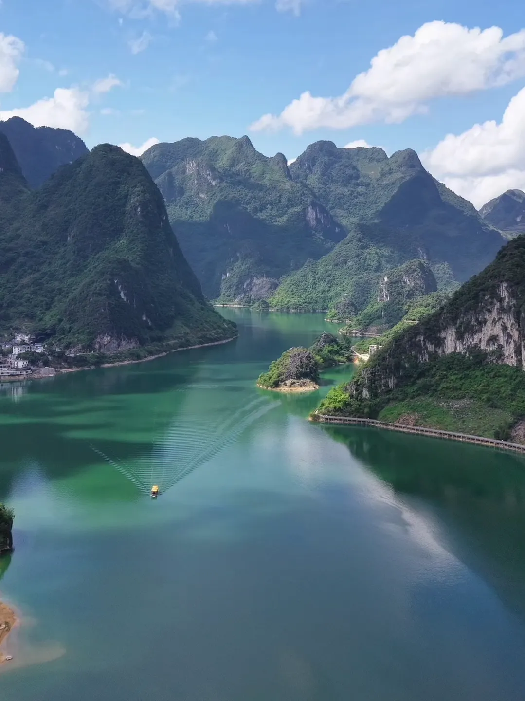 浩坤湖航拍视角景色 (41)