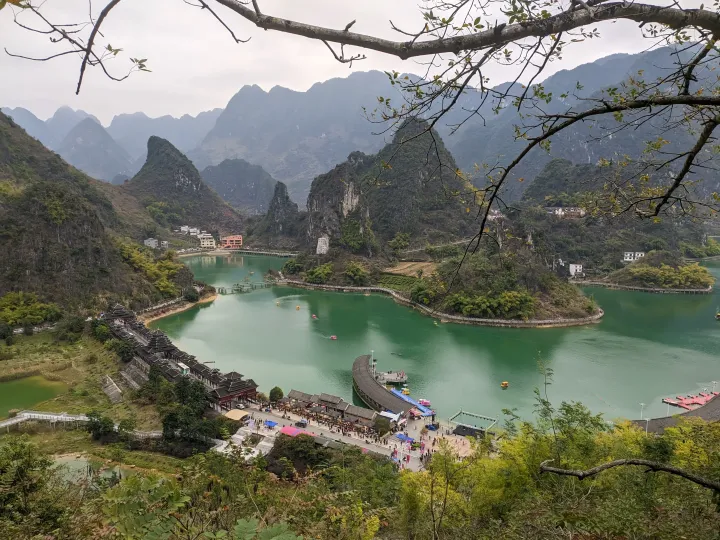 浩坤湖爬山徒步景色 (2)-天门山