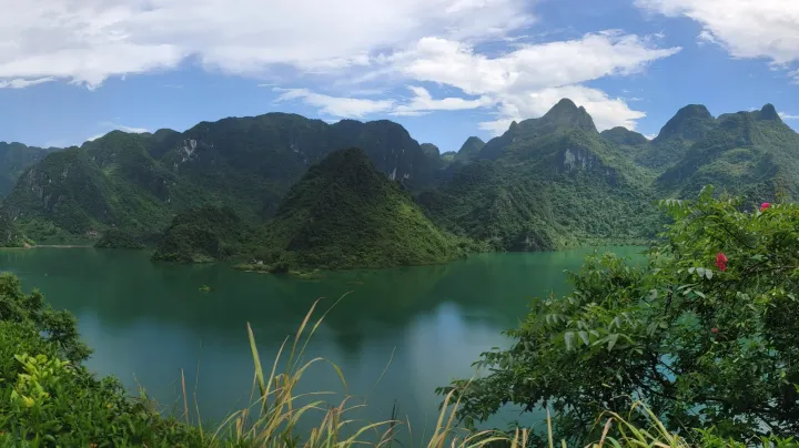 浩坤湖环湖公路景色(1)