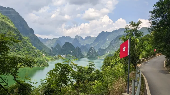 浩坤湖环湖公路景色 (23)