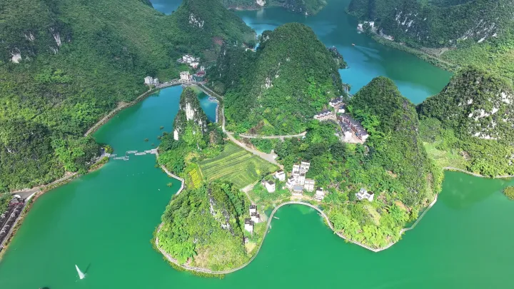 浩坤湖航拍视角景色 (15)